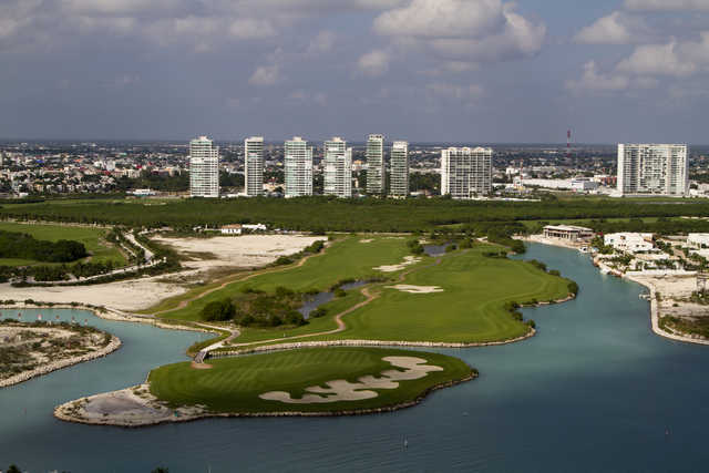 Puerto Cancun Golf Club In Quintana Roo